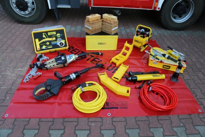 zestaw narzędzi hydraulicznych do ratownictwa technicznego