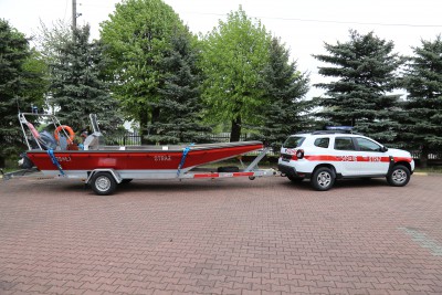 Zakup łodzi aluminiowej wraz z przyczepą transportową i samochodem operacyjnym